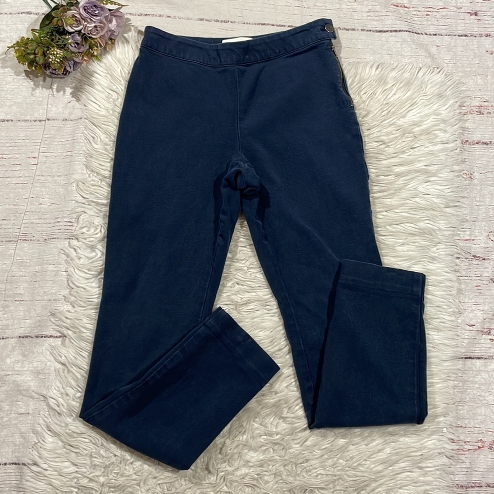 Aritzia Wilfred Free Mid Rise Zipper Side Skinny Navy Ankle Trousers